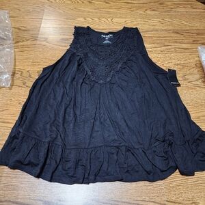 NWT Torrid Supersoft Crew Neck Lace Yoke Tank 0/L/12